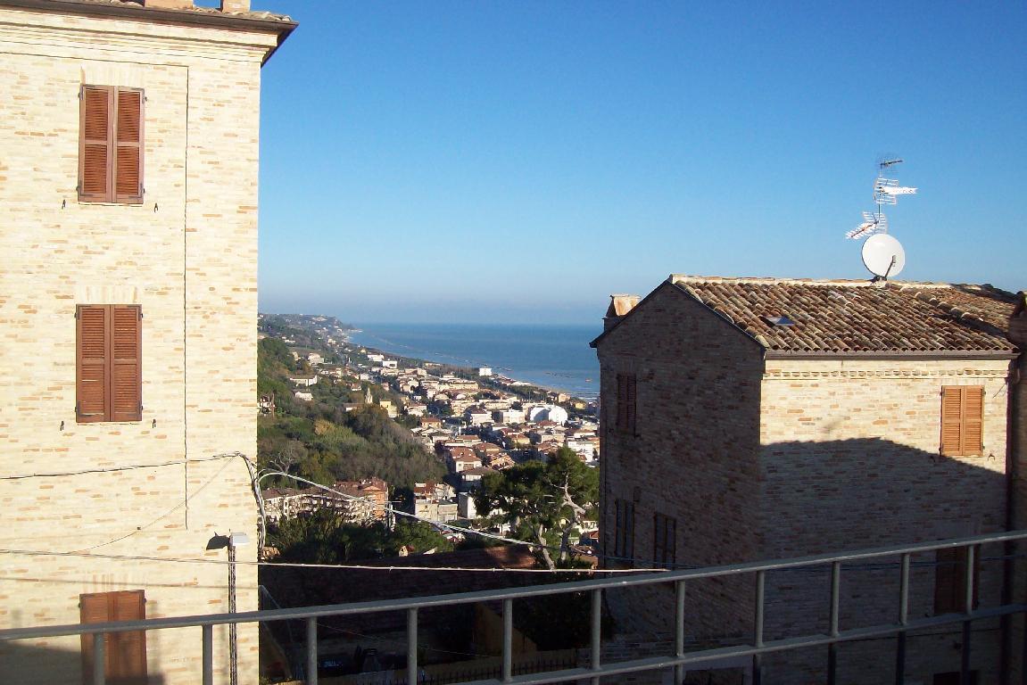 LA CASA DELLE CASTAGNE/ARCHE 605 HOUSE IN THE OLD TOWN SALE CUPRA MARITTIMA1