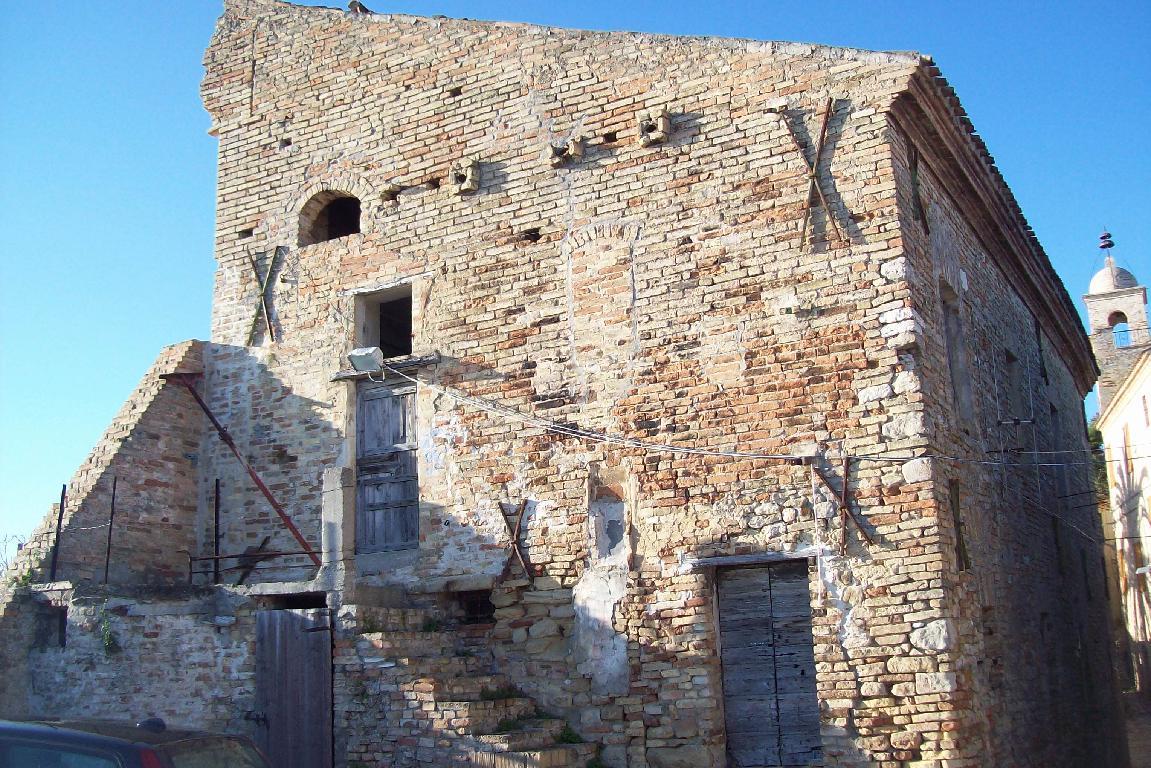 LA CASA DELLE CASTAGNE/ARCHE 605 HOUSE IN THE OLD TOWN SALE CUPRA MARITTIMA3