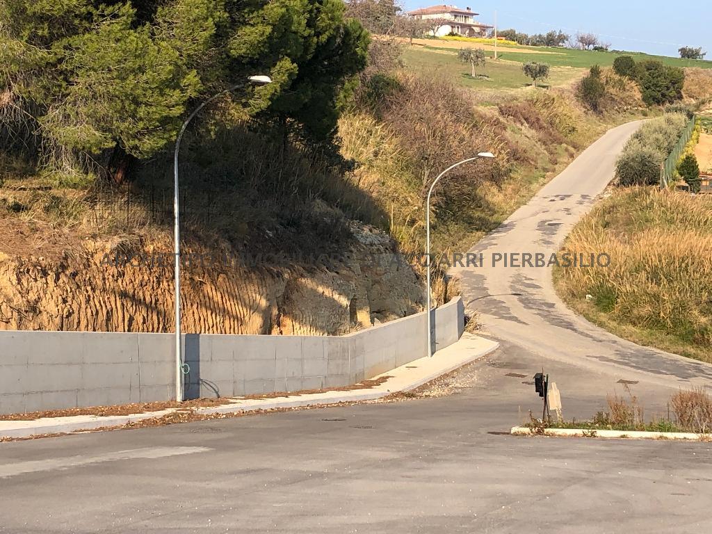 LA TERRA DEI LIMONI/ RIF 154 TERRENO VENDITA CUPRA MARITTIMA