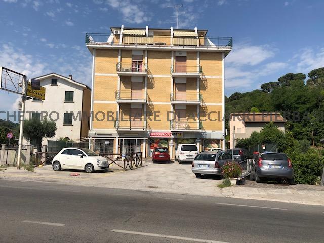 LOCALE EX FLY AL CENTRO DI CUPRA/RIF 193 COMMERCIAL PREMISES SALE CUPRA MARITTIMA1