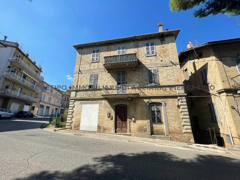 #LA CASA DI VIA GORIZIA/RIF 263