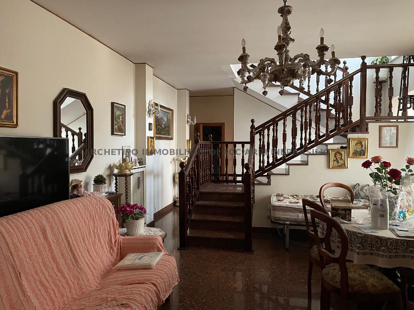 LA CASA DELL'IRIS - GROTTAMMARE CENTRO/RIF 285  SALE GROTTAMMARE