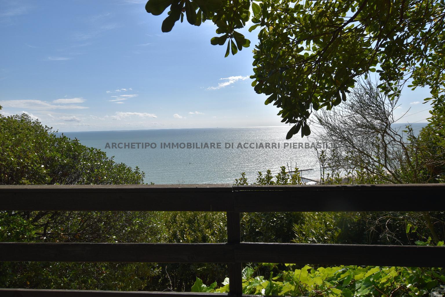 #PEDASO - LA TERRAZZA SUL MARE/RIF 300