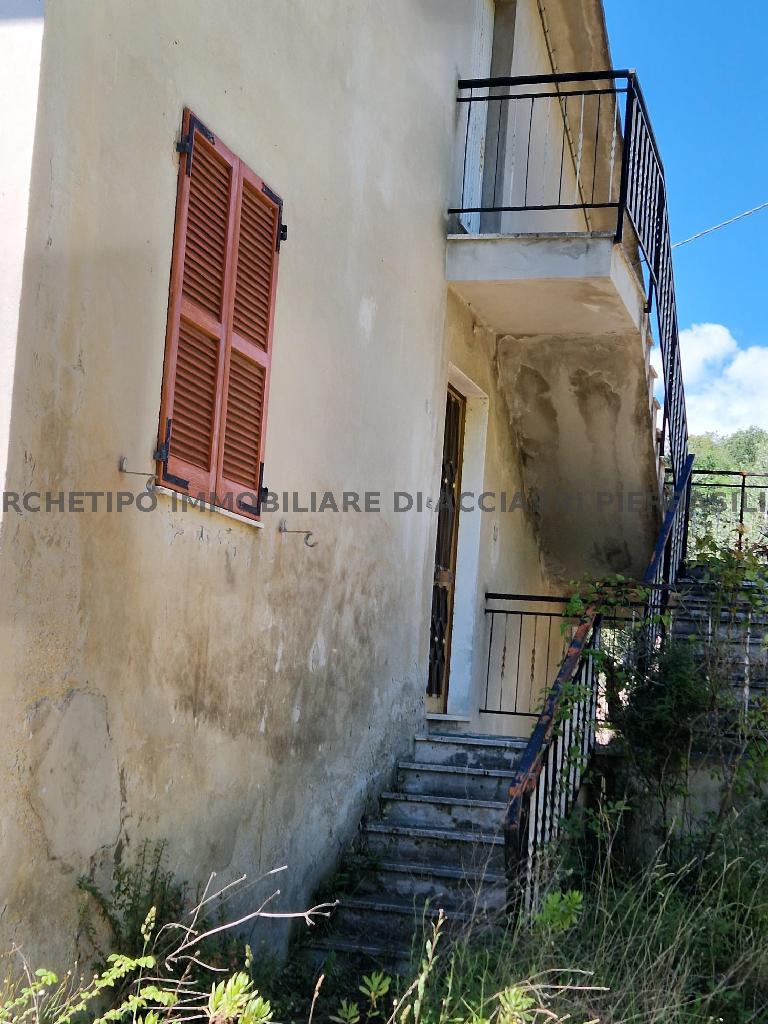 CASALE PAGANINI - MASSIGNANO/RIF 312  VENDITA CUPRA MARITTIMA