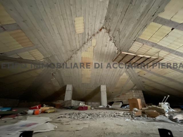 VAL MENOCCHIA - LA ROMANTICA/RIF 317  SALE CARASSAI