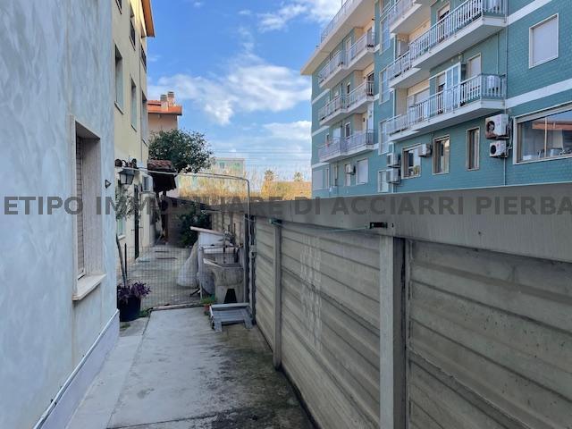 L'AZZURRO /RIF 319  SALE CUPRA MARITTIMA