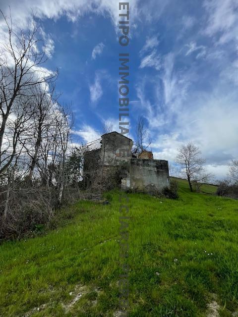 #VAL MENOCCHIA - CASALE LETIZIA/RIF 322