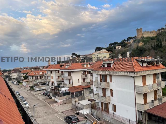 MARELLA/RIF 332  SALE CUPRA MARITTIMA