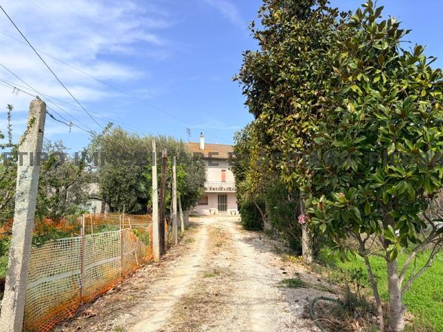 LA CASA DELL'OLEANDRO - PIANE SANTI/RIF  345  VENDITA MASSIGNANO