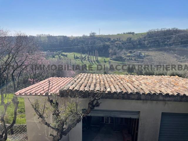 CASALE IL SOLE IN COLLINA MONTE FIORE ASO/RIF 350  VENDITA MONTEFIORE DELL'ASO